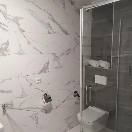 Apartament Marina *